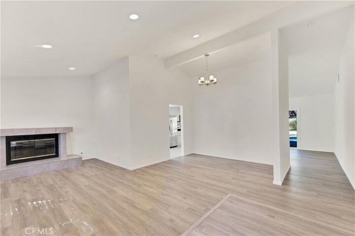 Property Photo:  22055 Ballinger Street  CA 91311 