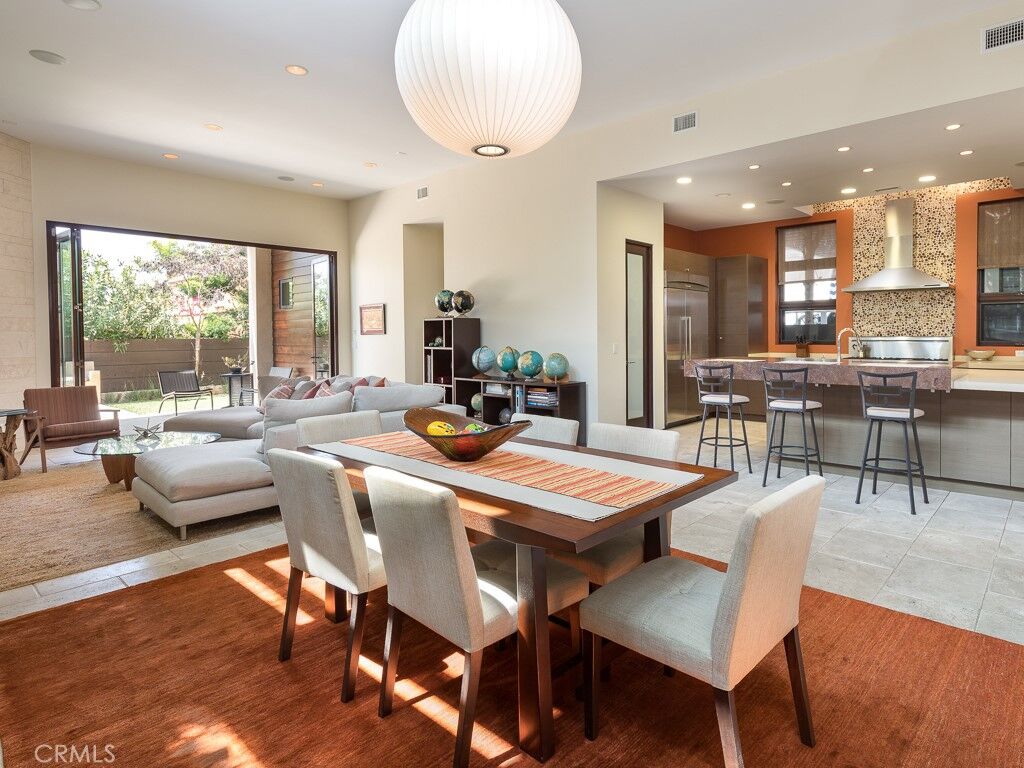 Property Photo:  3109 Oak Avenue  CA 90266 