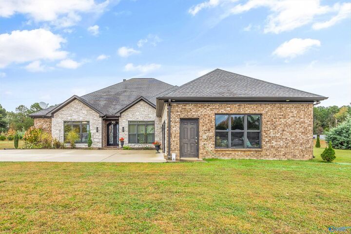 Property Photo:  3149 Old Railroad Bed Road  AL 35749