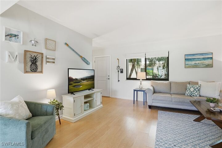 Property Photo: 788 Park Shore Drive H14 FL 34103