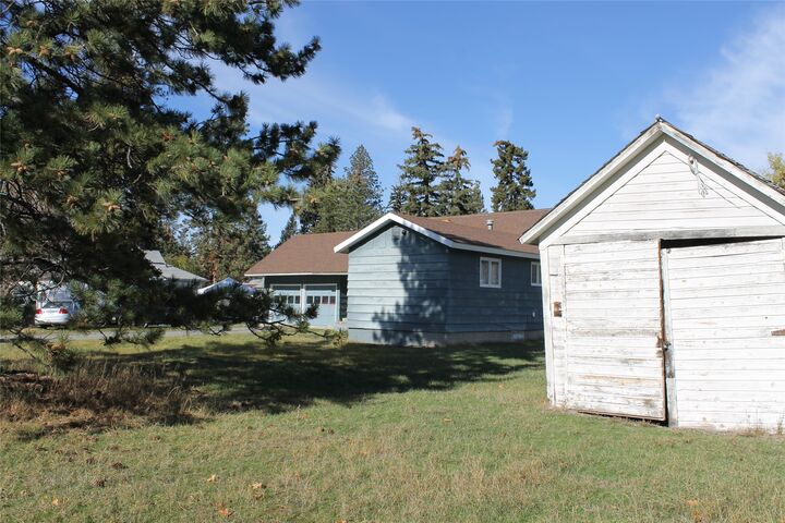 Property Photo:  1300 Dickinson Street  MT 59802 