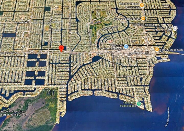 Property Photo: 161 Cape Coral Pkwy W FL 33914