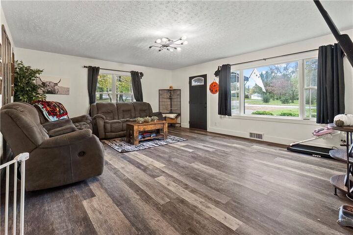 Property Photo:  1400 Capps Road  AR 72601 