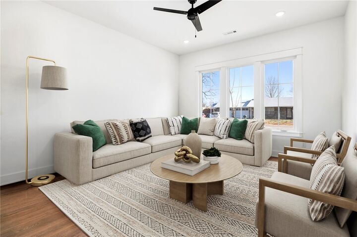 Property Photo: 837 NW 14th Street AR 72712