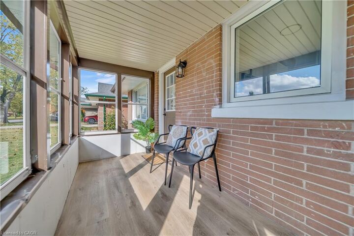 Property Photo:  1717 Severn Avenue  ON N3H 2R6