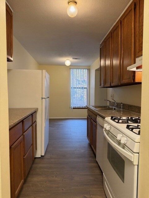 Property Photo:  34 Shrewsbury Green I  MA 01545 