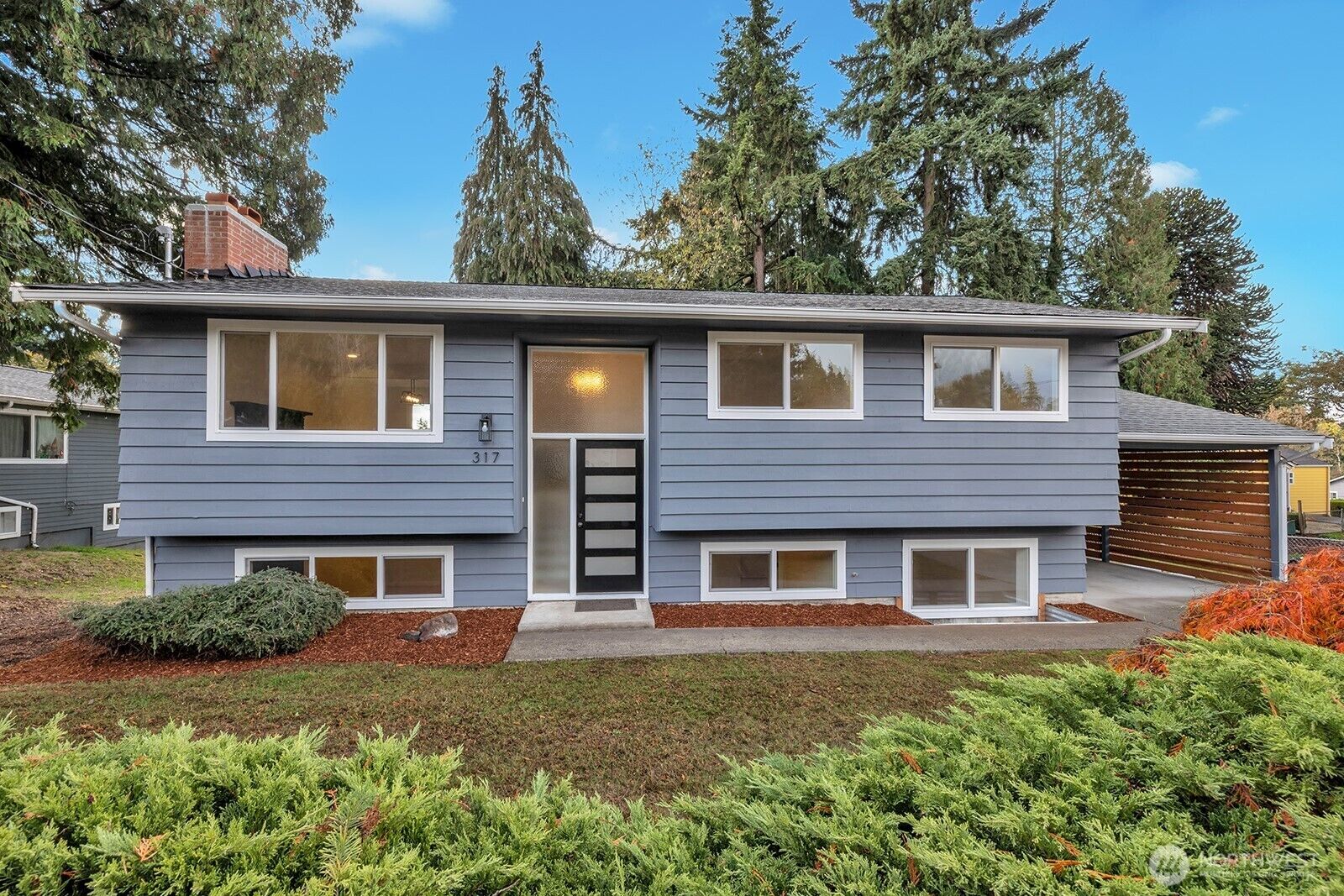 Property Photo: 317 S 116th Street WA 98168