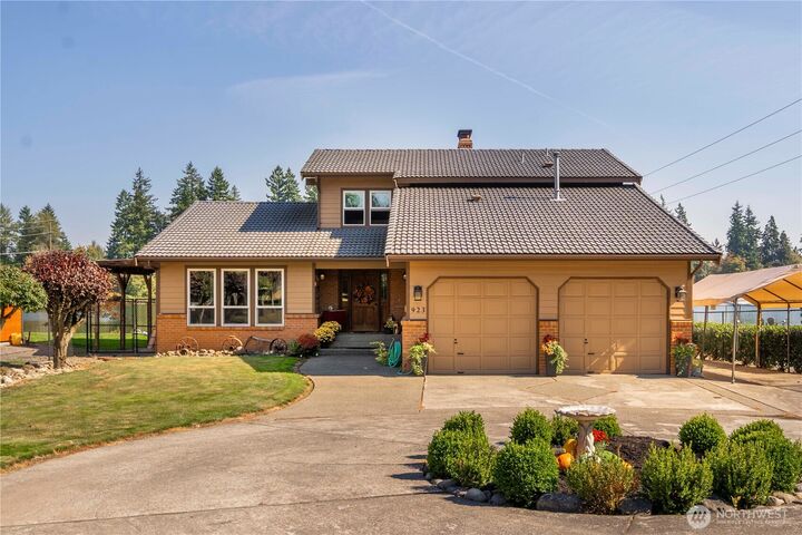 923  187th Avenue E  Lake Tapps WA 98391 photo