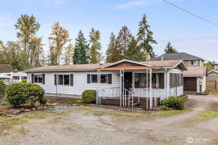 Property Photo: 35119 28th Avenue S WA 98003