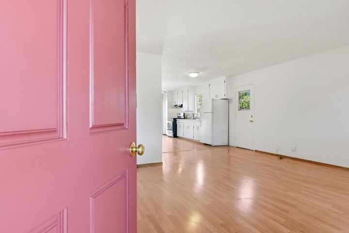 Property Photo:  603 Warrington Avenue  CA 94063 