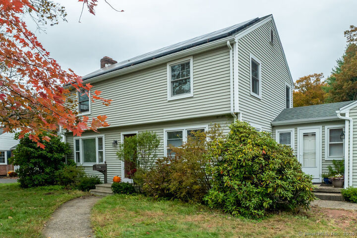 Property Photo:  15 Maiden Lane  CT 06062
