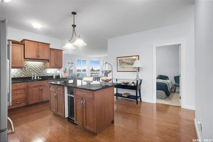 Property Photo:  401 Cartwright Street 204  SK S7T 0B3 