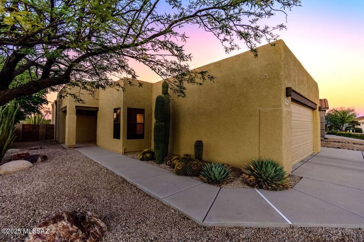 Property Photo: 3986 W Bagley Flat Place AZ 85745