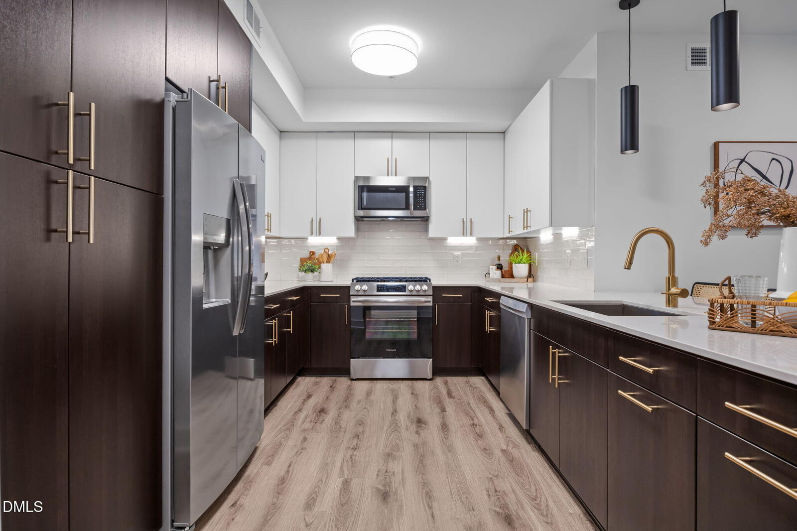 Property Photo:  615 W Peace Street 202  NC 27603 