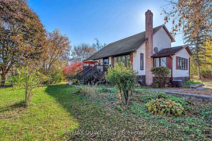 Property Photo:  144 Wellington Street  ON K0K 2K0 