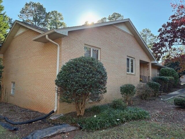 Property Photo: 205 Laurel Ridge Road SC 29621