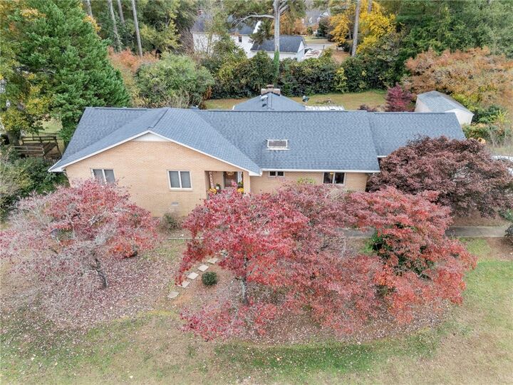 Property Photo:  205 Laurel Ridge Road  SC 29621 