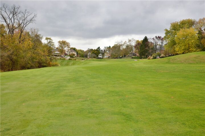 Property Photo:  432 Pine Valley Drive  PA 15017 