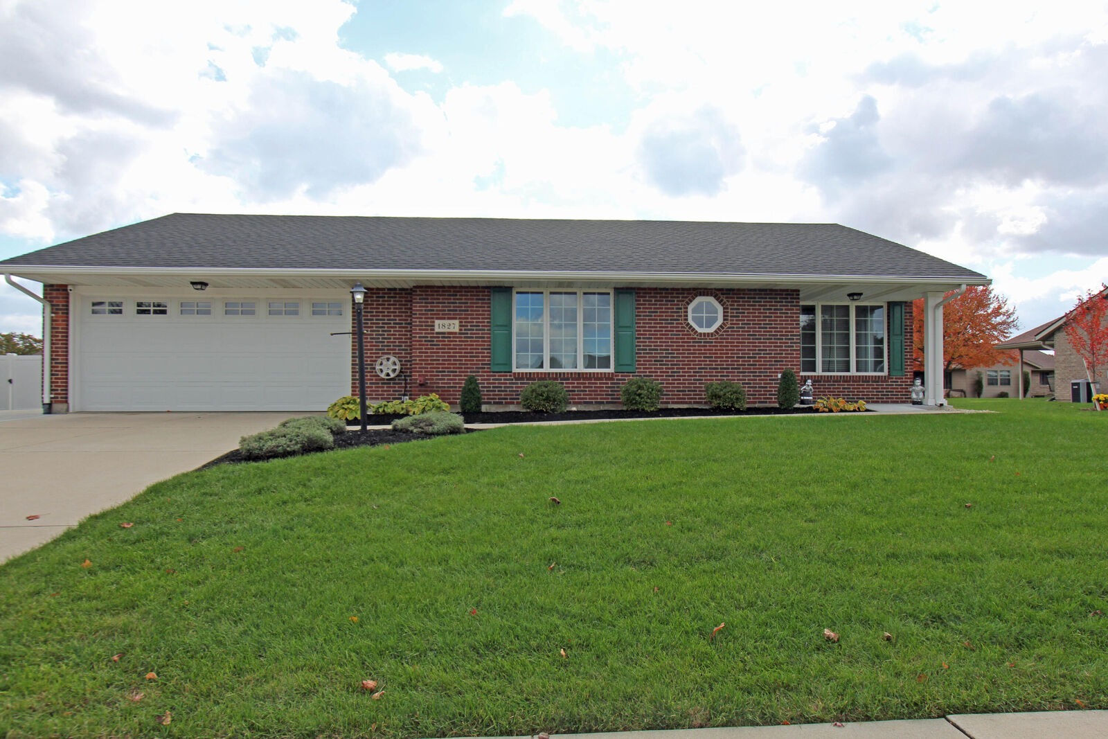Property Photo:  1827 Park Avenue  OH 45356 