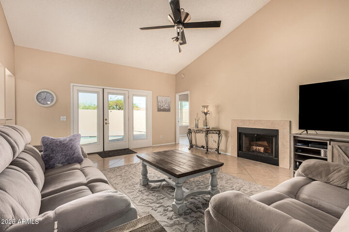 Property Photo: 3834 E Goldfinch Gate Lane AZ 85044