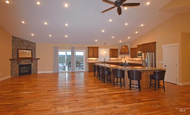 Property Photo:  2212 Wheatlands Avenue  ID 83501 