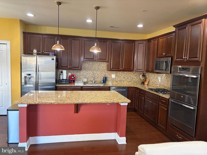 Property Photo:  105 Elton Farm Circle  PA 19342 