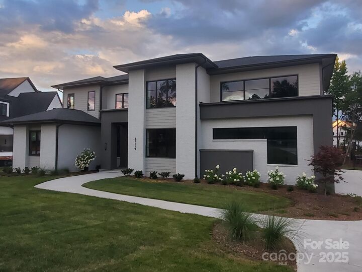 Property Photo:  21119 Vandrake Circle  NC 28036 