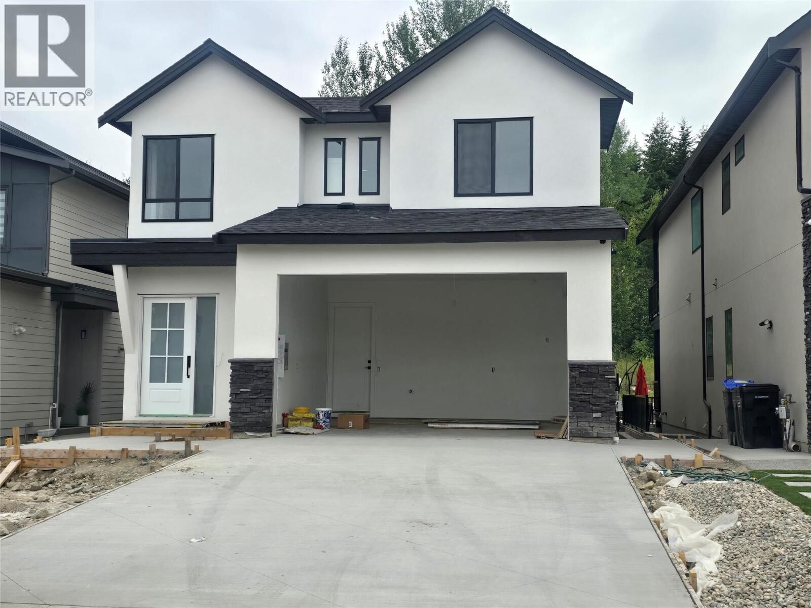 Property Photo: 996 Bull Crescent BC V1W 0B6