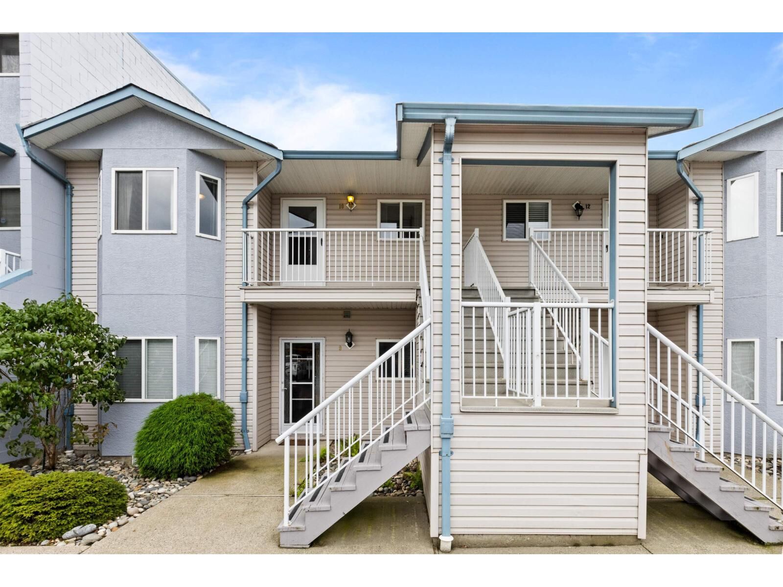 Photo de la propriété:  5770 Vedder Road 10  BC V2R 3V6 