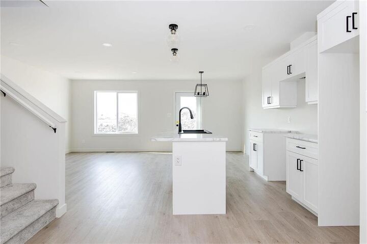 Photo de la propriété: 71 Kootenay Way MB R5G 2Y1