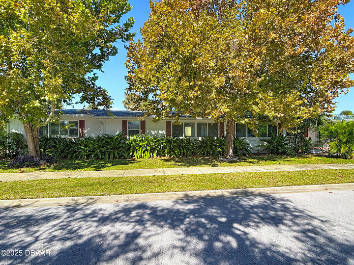 Property Photo:  11 Ponce De Leon Drive  FL 32176 