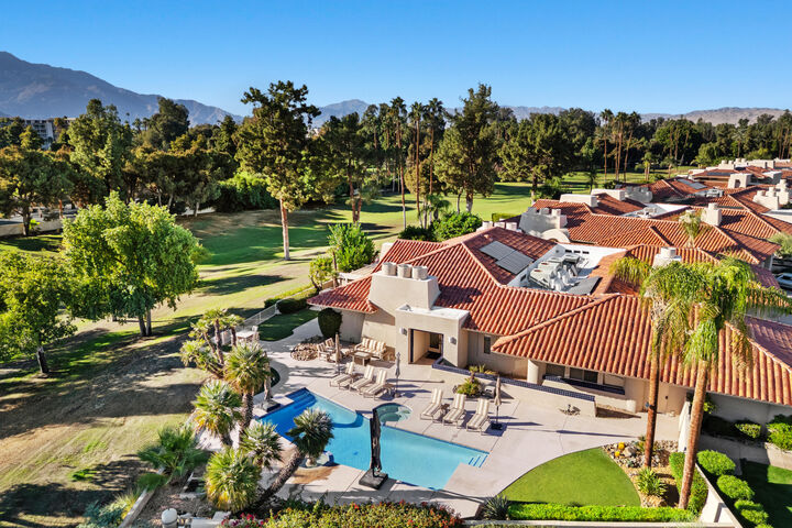 Property Photo: 265 Kavenish Drive CA 92270