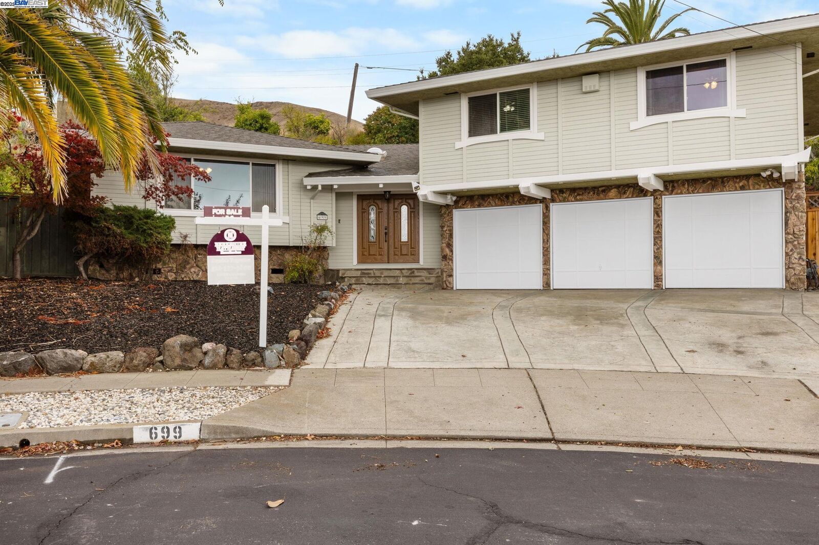 Property Photo: 699 Fiesta Place CA 94544