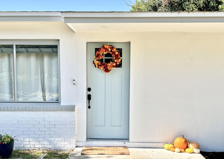 Property Photo: 415 Avon Lane FL 32569