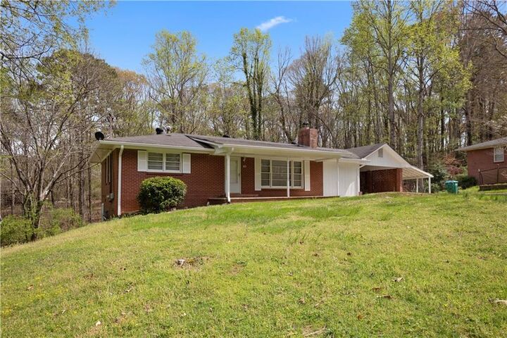 Property Photo:  430 Haynes Road  GA 30114 