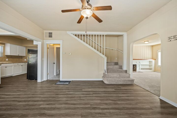 Property Photo:  1105 E Bremer Avenue  CA 93728 