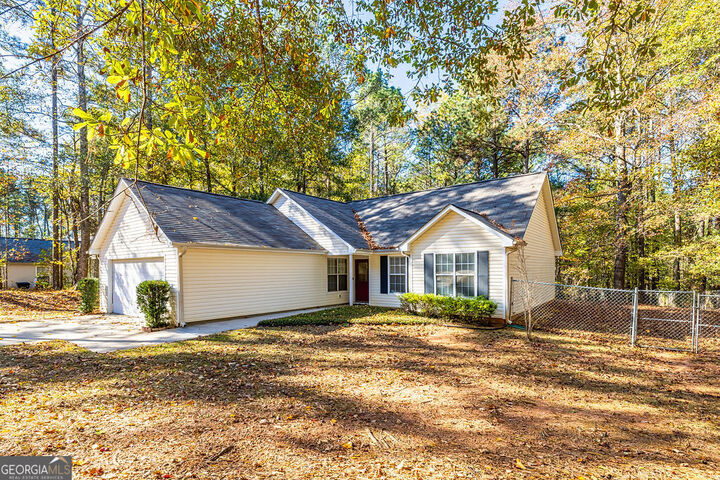 Property Photo: 15 Saddlebrook Way GA 30276