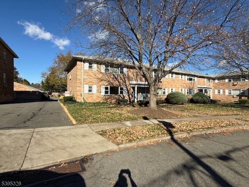 Property Photo: 39 Dobrin Ct 1 NJ 07410