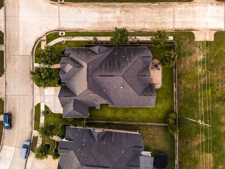 Property Photo: 1614 Primrose Lane TX 77493