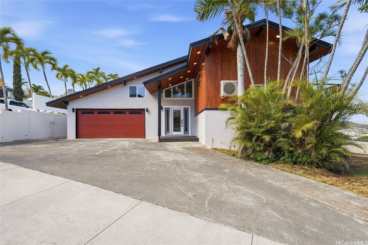 1340 Aupupu Street  Kailua HI 96734 photo