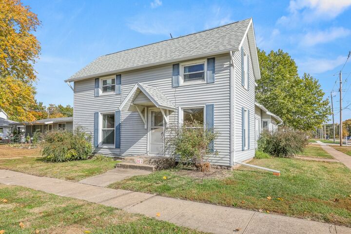 202 N Main Street  New Sharon IA 50207 photo