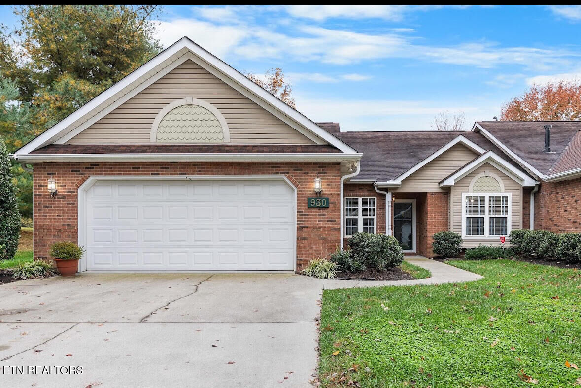 Property Photo: 930 Millington Park Way TN 37909