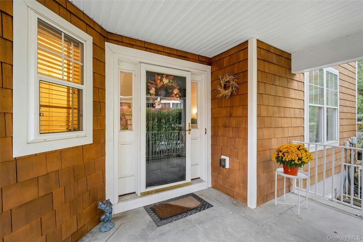 Property Photo:  7 Glen Hill Lane  NY 10591 