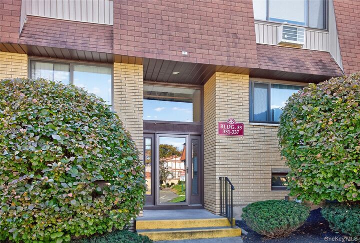 Property Photo:  332 Richard Court  NY 10970 