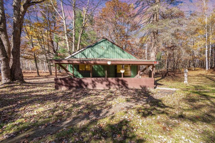 Property Photo:  3385 Jones  MI 48612 