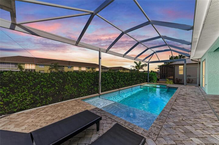 Property Photo:  1434 Casey Key Drive  FL 33950