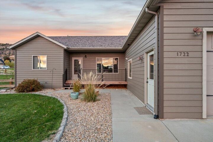 Property Photo:  1722 Iron Horse Loop  SD 57783 