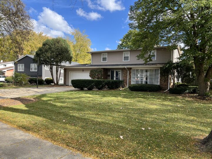 Property Photo:  865 N Fordham Avenue N  IL 60506 