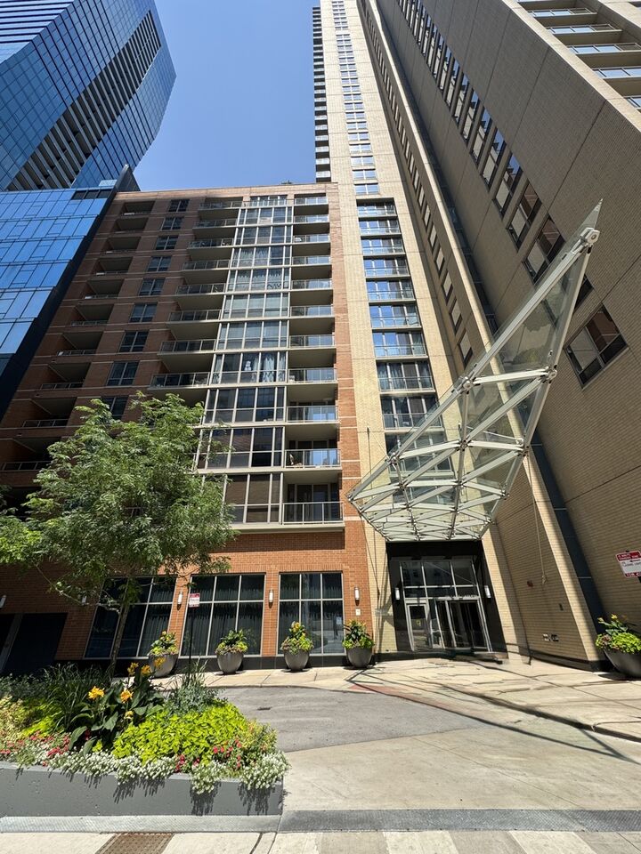 Property Photo:  420 E Waterside Drive 4010  IL 60601 