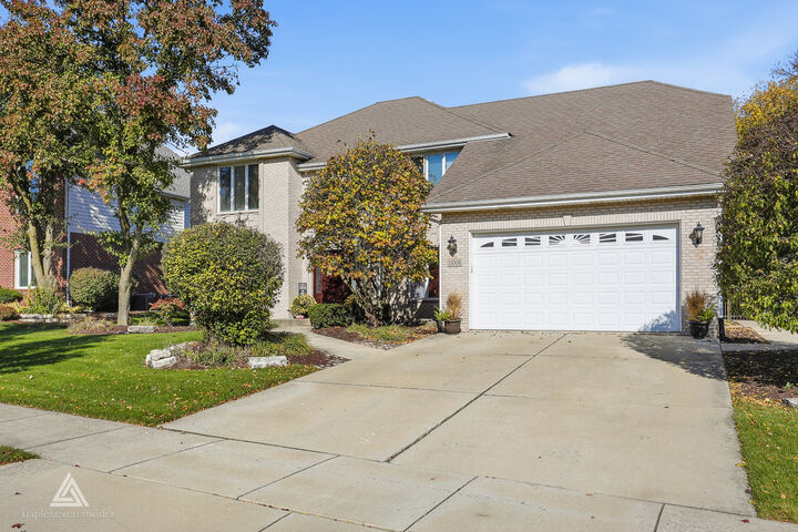 Property Photo: 11008 Laurel Hill Drive IL 60467